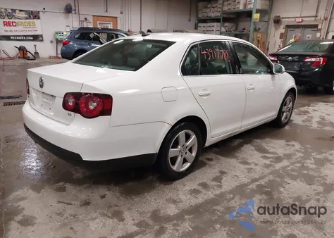 2009 Volkswagen Jetta Se/Sel из США, поврежденный, VIN 3VWRZ71K79M036877